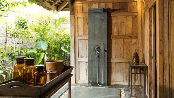 Villa Zelie - Master bedroom shower